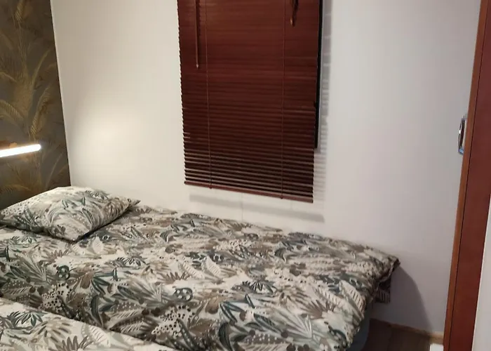 Campingplads Mobil-home De Jean-michel Et Nicole Hyères